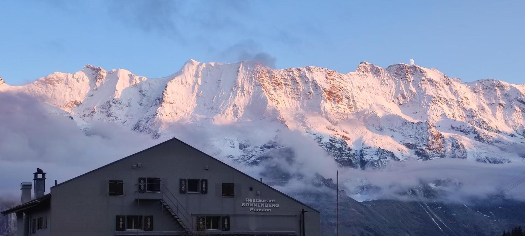 Sonnenberg Dormitories Murren Bagian luar foto